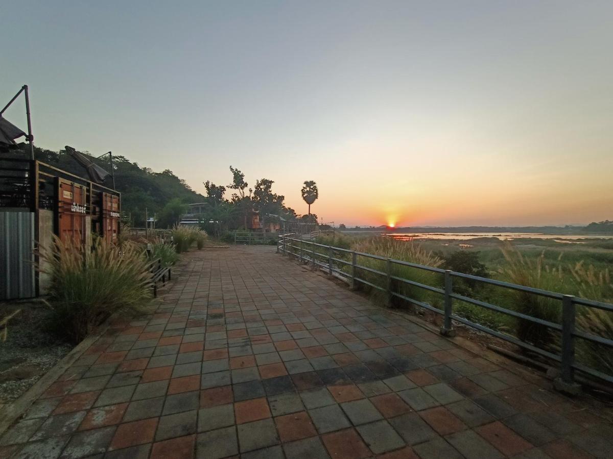 Inbox Living Rimkhong Hotell Chiang Khan Eksteriør bilde